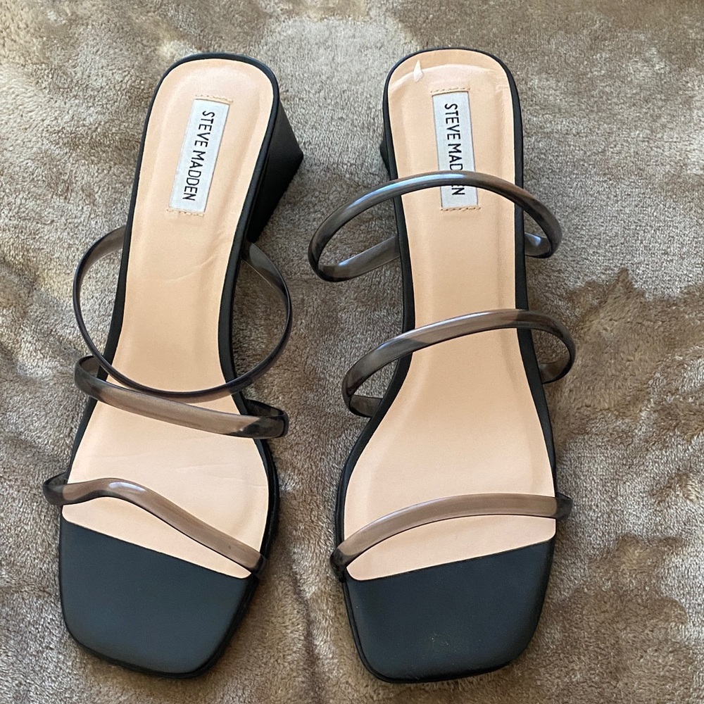 Steve Madden Black and Brown Strappy Sandals
